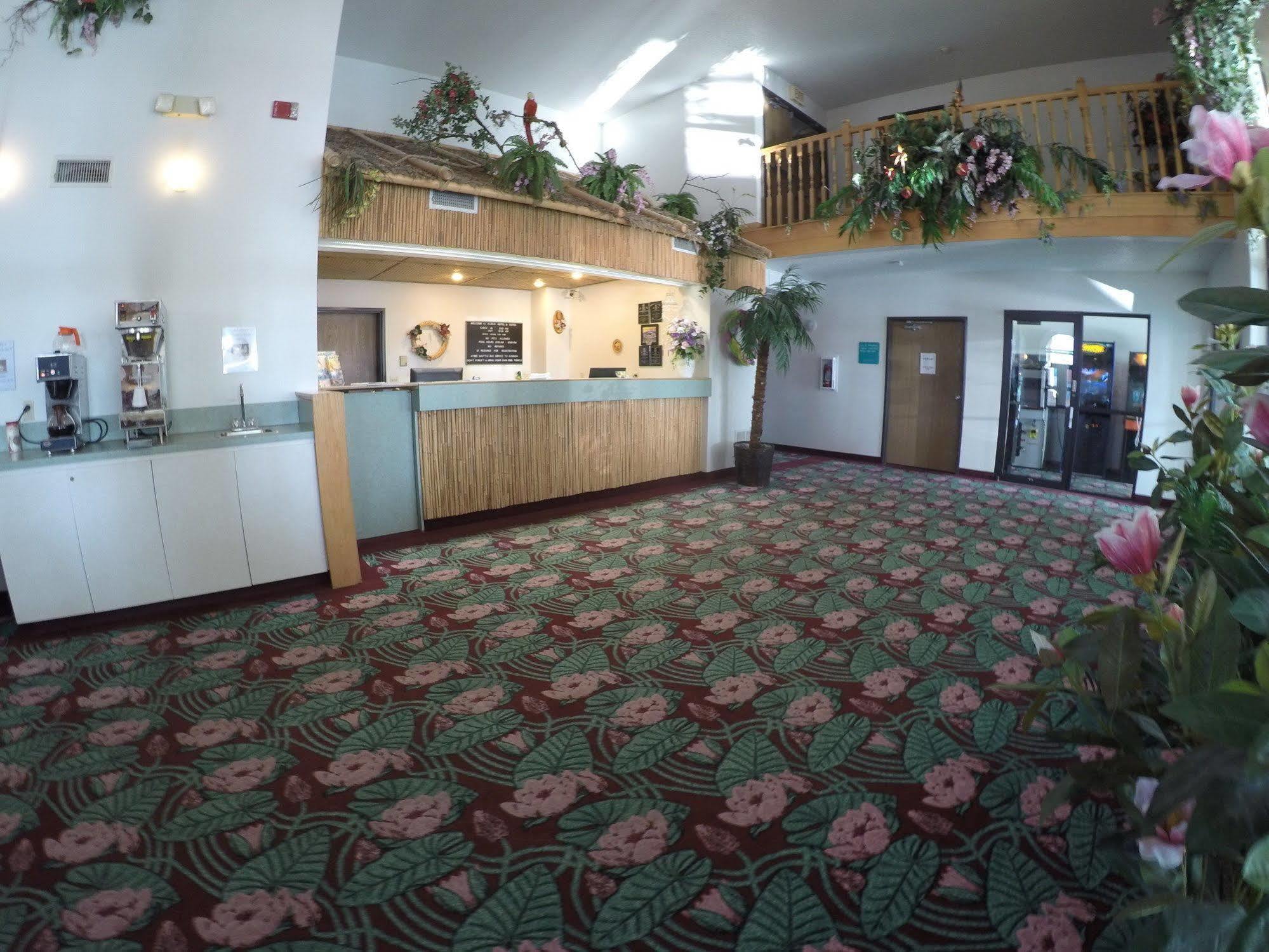 Wingate By Wyndham Wisconsin Dells Waterpark Hotel Exterior photo